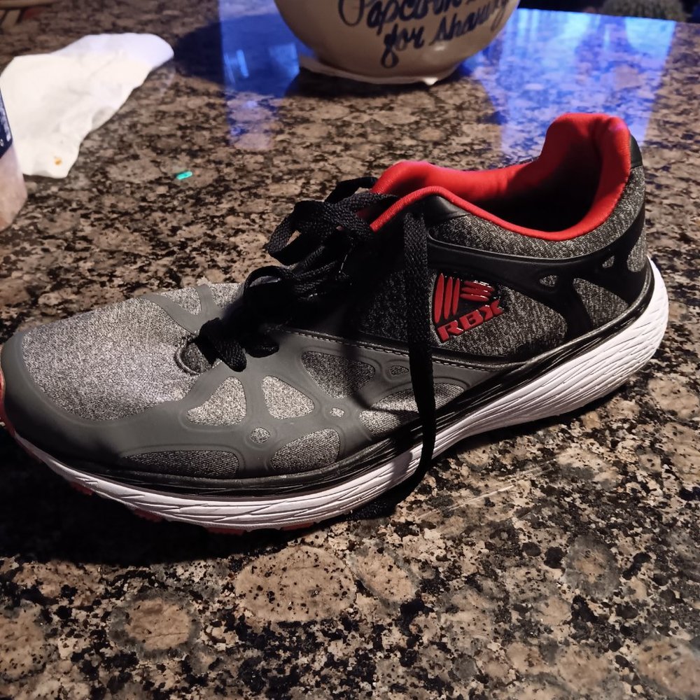 Running Shoes - Picture 4 of 5
